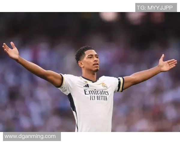 身高超过2米的足球巨星们盘点：高个子球员如何主宰赛场