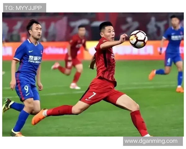 中国足球最具魅力球员盘点：谁是最美丽的足球明星