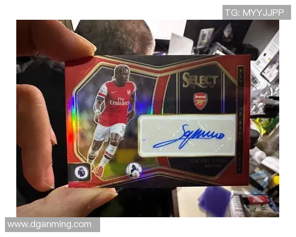 如何鉴别足球球星卡真伪与价值避免收藏投资中的风险陷阱